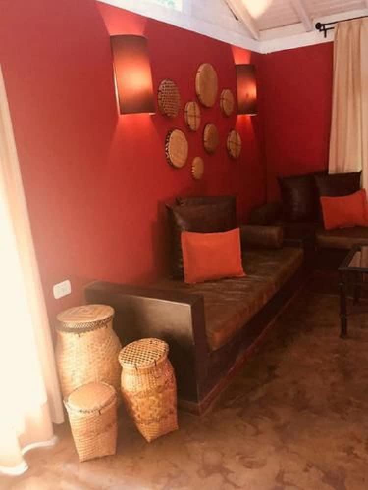 Raices Amambai Lodges Puerto Iguazú Zewnętrze zdjęcie